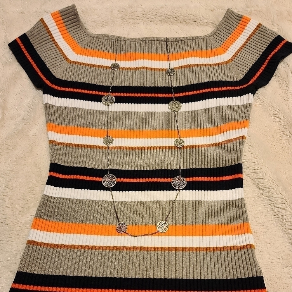 H&M - Stripped Top - Picture 4 of 5